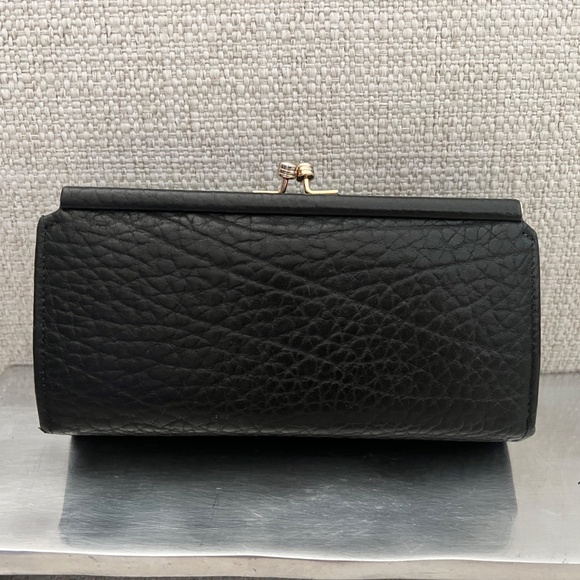 Dooney Bourke Bucket handbag and matching Wallet - Picture 8 of 15